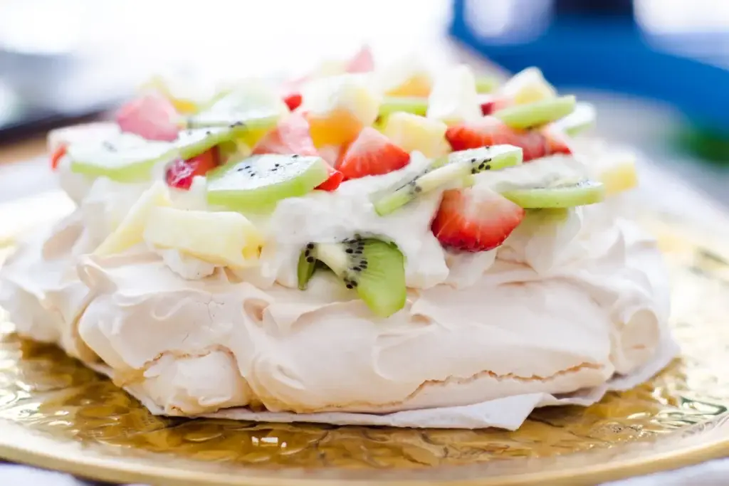 Fresh pavlova with delicious fruits