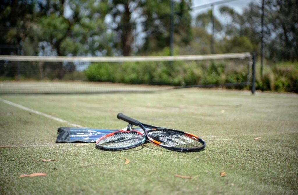 Tennis court for traveller to use while staying at Villa with Pool and Tennis Court