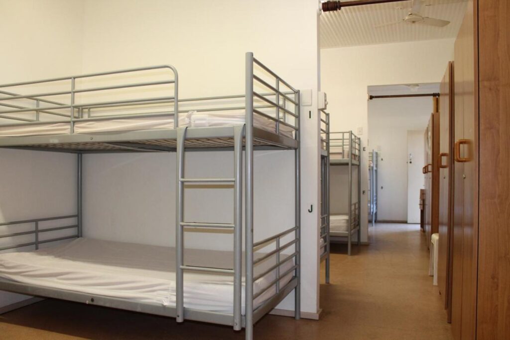 Dormitory rooms to rest your head after a long trip in WA. located at Roey Backpackers & Party Bar