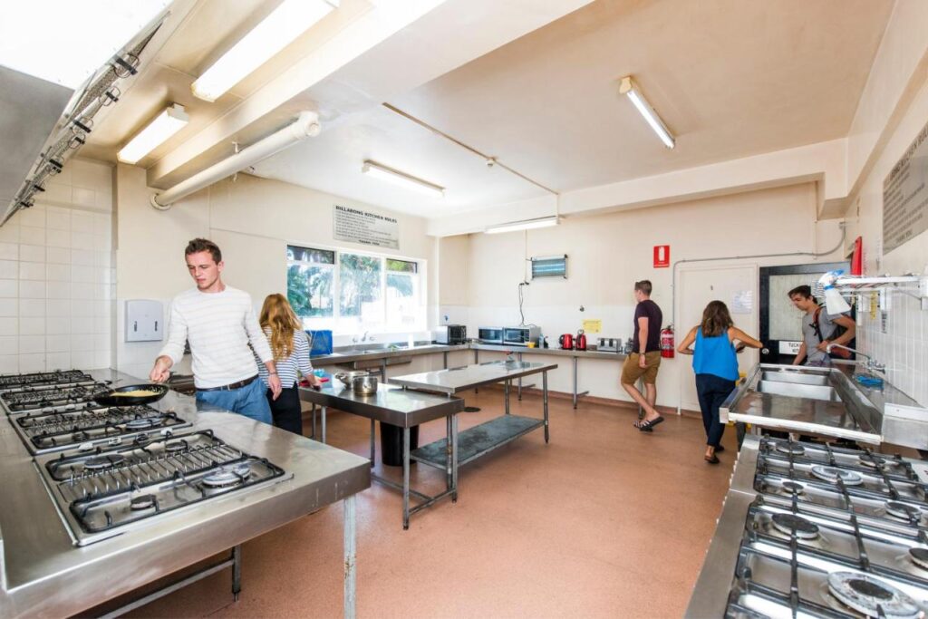 Shared kitchen facilities for travellers to cook their own meals at Billabong Backpackers Resort